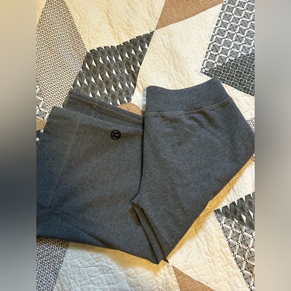 Low waisted- Gray Lululemon Yoga Capris
